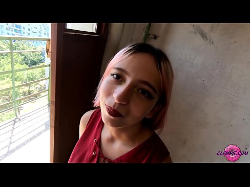 ❤️ Донишҷӯи шаҳвонӣ як бегонаро дар берун мекашад - конча дар рӯи ӯ ❤️❌ Супер секс дар tg.oldsex.ru ❌